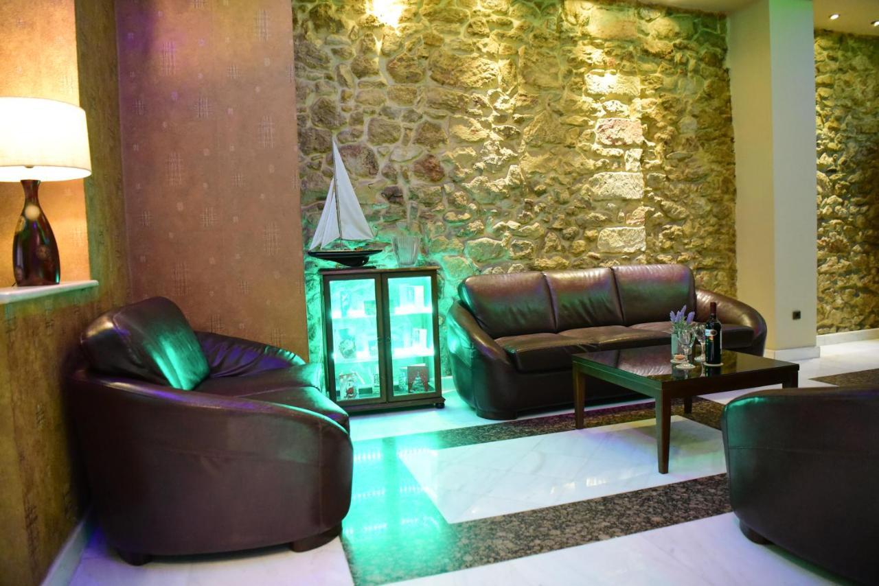 Eva Hotel Piraeus Exterior photo